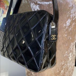 Chanel vintage pocket shoulder bag quilted patent